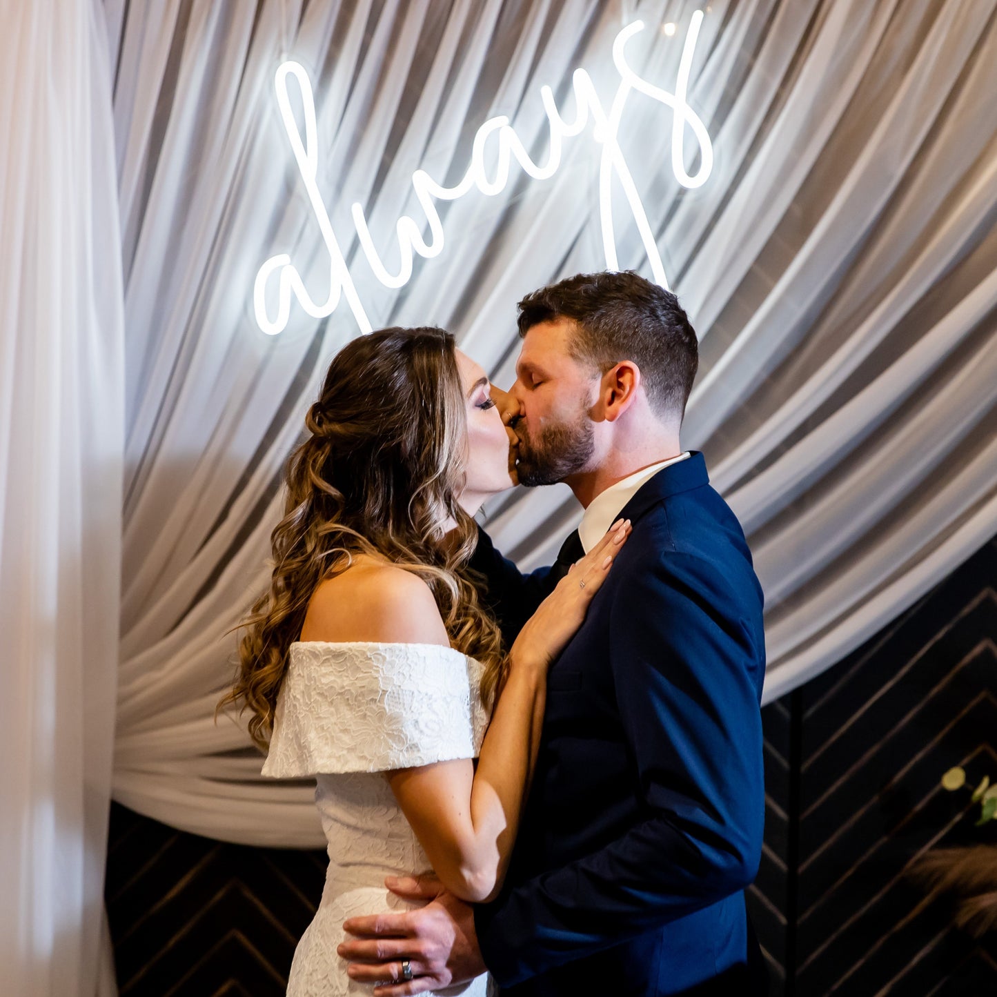 ALL NEON SIGN RENTALS